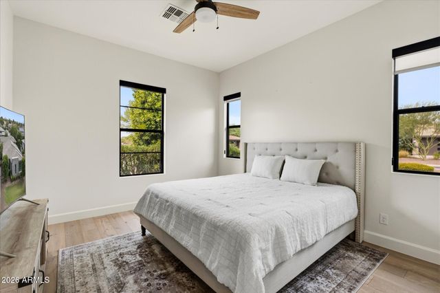 2675 E HUMMINGBIRD Way, Gilbert, AZ 85297