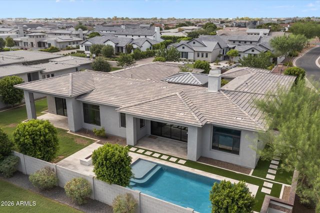 2675 E HUMMINGBIRD Way, Gilbert, AZ 85297