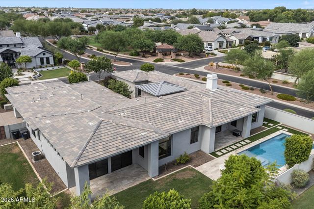 2675 E HUMMINGBIRD Way, Gilbert, AZ 85297