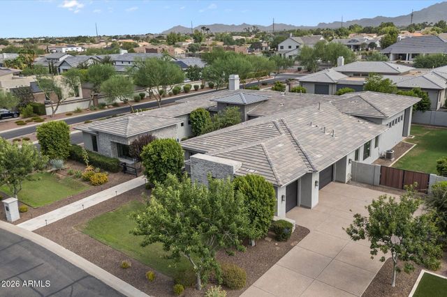 2675 E HUMMINGBIRD Way, Gilbert, AZ 85297
