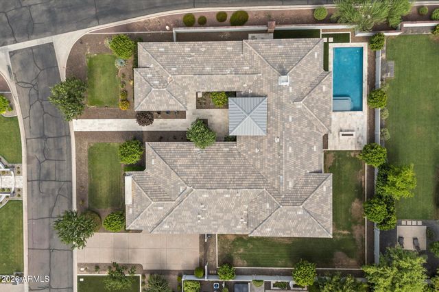 2675 E HUMMINGBIRD Way, Gilbert, AZ 85297