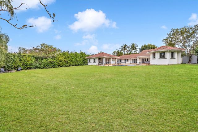 5963 NW 75th Way, Parkland, FL 33067