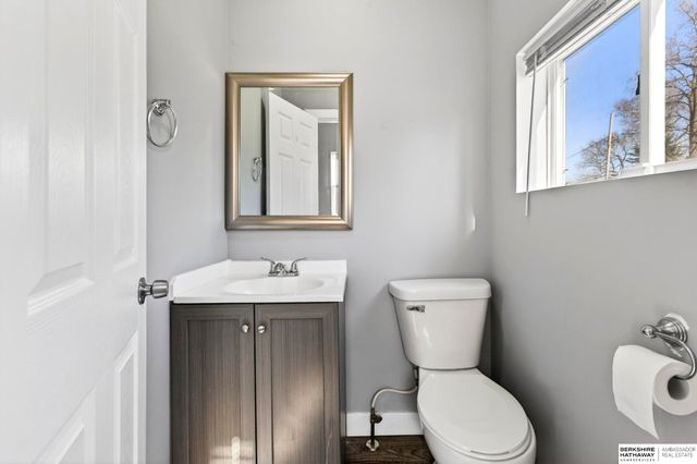 2605 Fort Street, Omaha, NE 68111