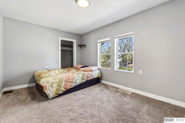 2605 Fort Street, Omaha, NE 68111
