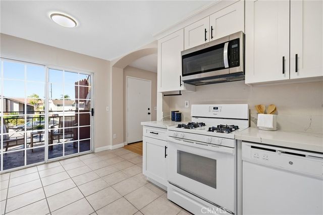 409 Utica D34 D34, Huntington Beach, CA 92648