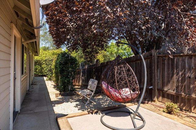 2496 Deena Ct, Placerville, CA 95667