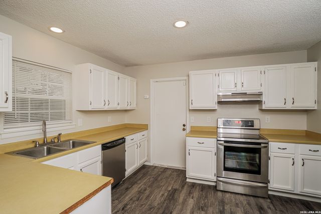 5106 Sierra Vista, San Antonio, TX 78233