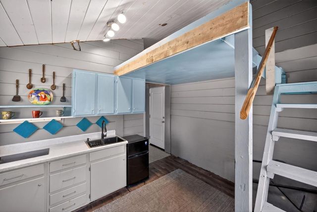 111 Spring Brook Road, Wellfleet, MA 02667