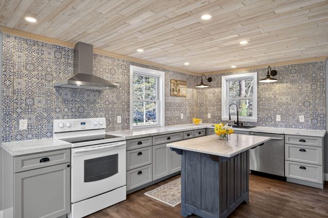 111 Spring Brook Road, Wellfleet, MA 02667