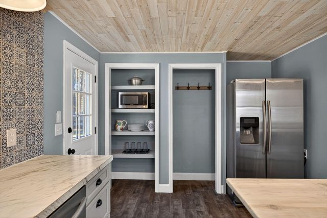 111 Spring Brook Road, Wellfleet, MA 02667