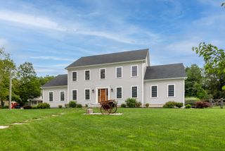 81 Chalybes Road West, Roxbury, CT 06783
