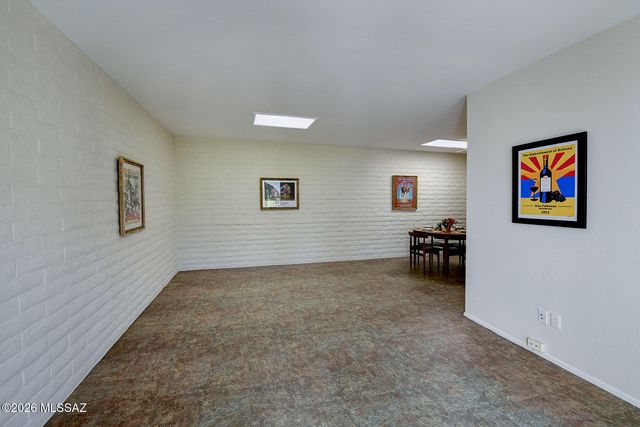 711 W Las Lomitas Road, Tucson, AZ 85704