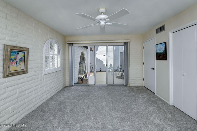 711 W Las Lomitas Road, Tucson, AZ 85704