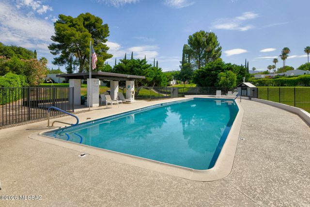 711 W Las Lomitas Road, Tucson, AZ 85704