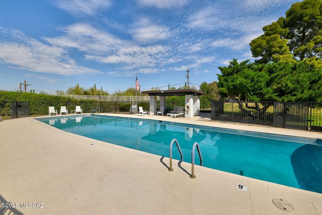 711 W Las Lomitas Road, Tucson, AZ 85704