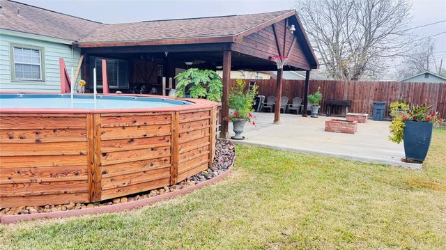 1205 Hector Avenue, Pasadena, TX 77502