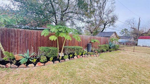 1205 Hector Avenue, Pasadena, TX 77502