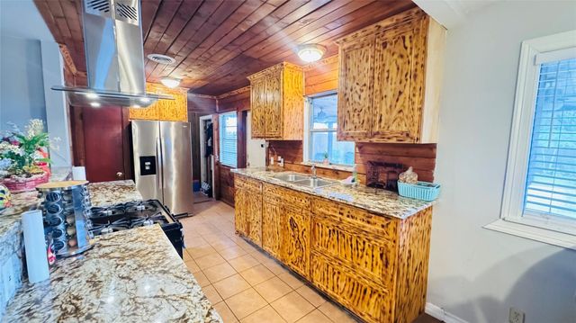 1205 Hector Avenue, Pasadena, TX 77502