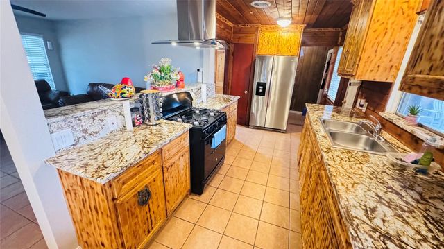 1205 Hector Avenue, Pasadena, TX 77502