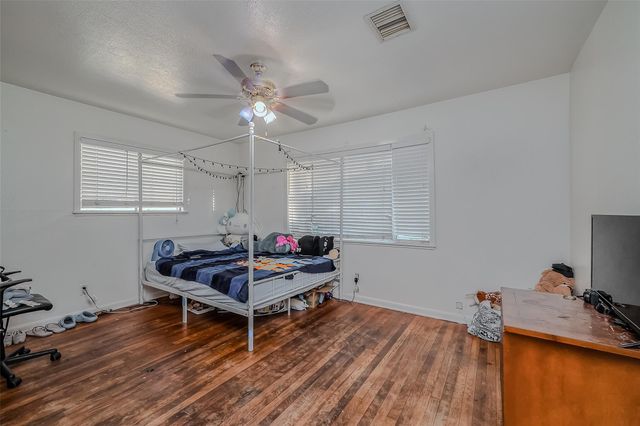 1205 Hector Avenue, Pasadena, TX 77502