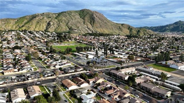 22476 De Berry Street, Grand Terrace, CA 92313