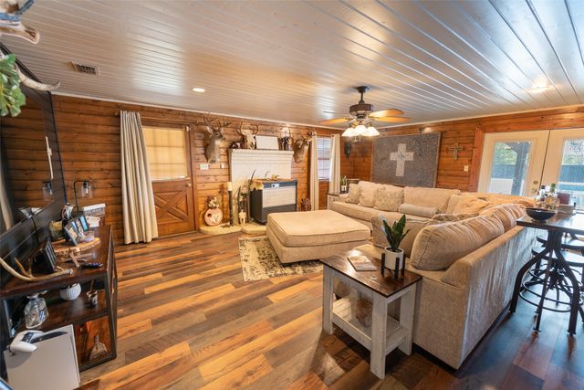 3551 NW County Road 1018, Mount Vernon, TX 75457