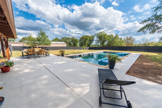 3551 NW County Road 1018, Mount Vernon, TX 75457