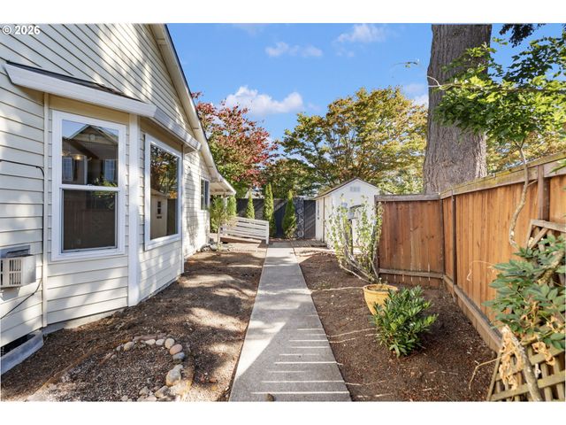 1821 Se 191ST Pl, Vancouver, WA 98683