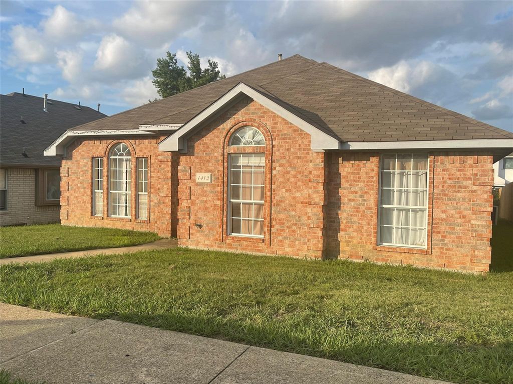 1412 Jessica Lane, Mesquite, TX 75149