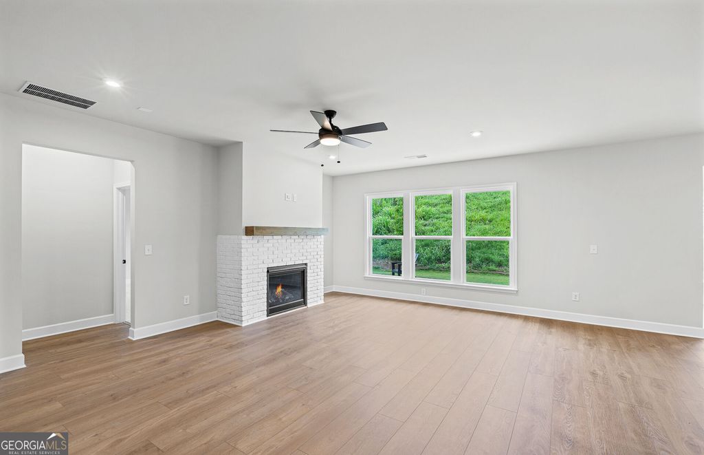 7132 Maple Brook Lane, Flowery Branch, GA 30542 — photo 4