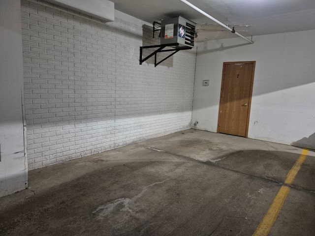 3120 Holiday Court 7, Bettendorf, IA 52722