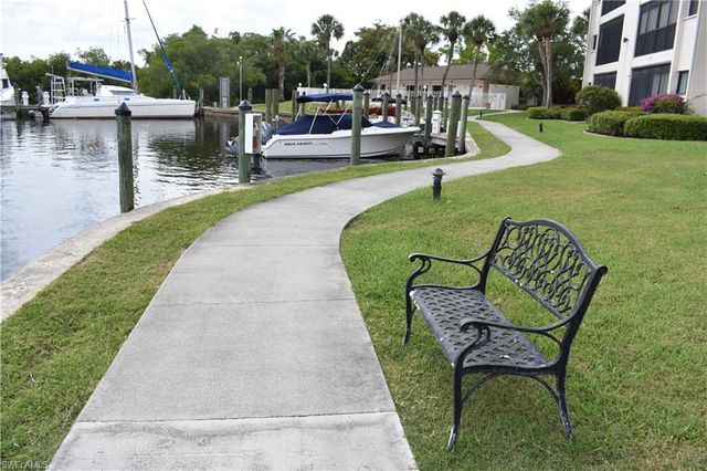 3462 Hancock Bridge PKWY 242, North Fort Myers, FL 33903