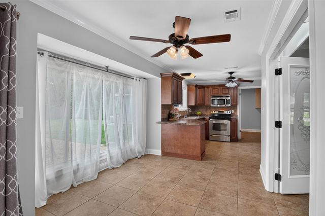 6327 Sand Beach Boulevard, Shreveport, LA 71105