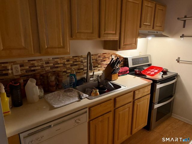 63 Glade Street B3, West Haven, CT 06516