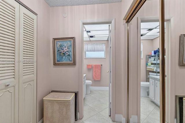 2901 NW 46th Avenue 306, Lauderdale Lakes, FL 33313
