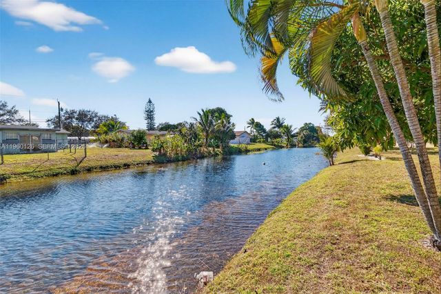 2901 NW 46th Avenue 306, Lauderdale Lakes, FL 33313