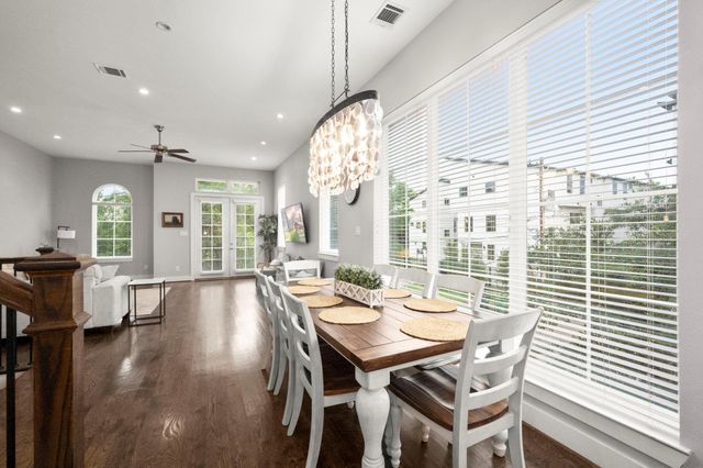 1041 W 17th Street, Houston, TX 77008