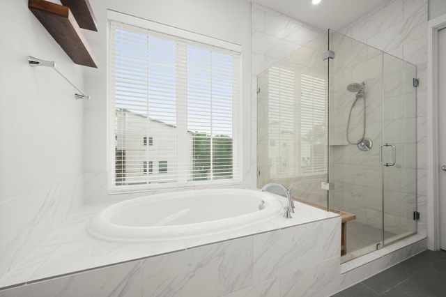 1041 W 17th Street, Houston, TX 77008