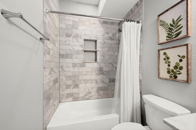 1041 W 17th Street, Houston, TX 77008