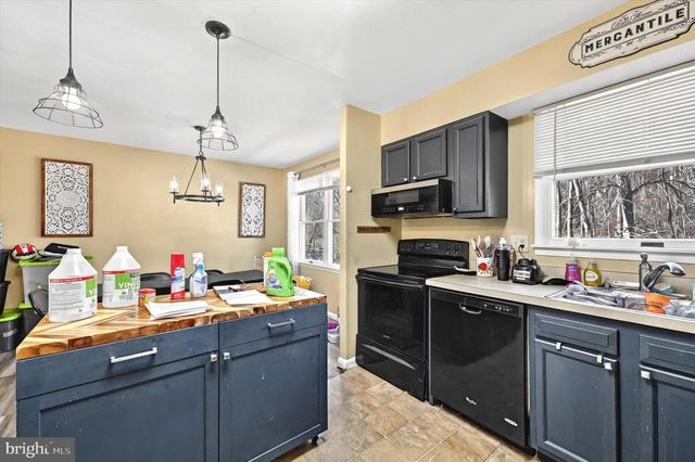 9220 WOODCREEK COURT, Parkville, MD 21234