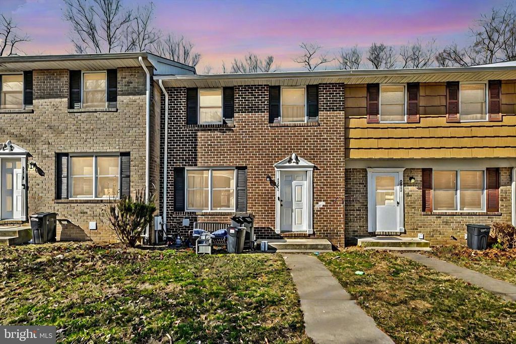 9220 WOODCREEK COURT, Parkville, MD 21234