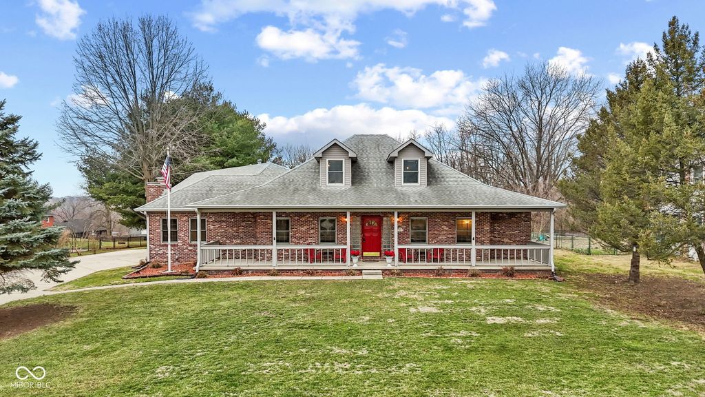 520 Denny Drive, Mooresville, IN 46158