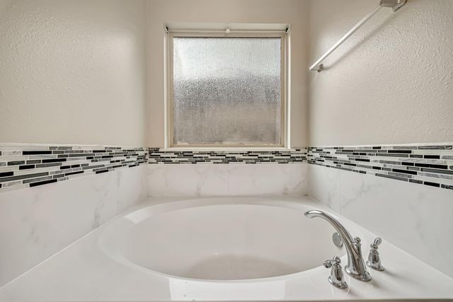 27538 Rebecca Field Lane, Spring, TX 77386