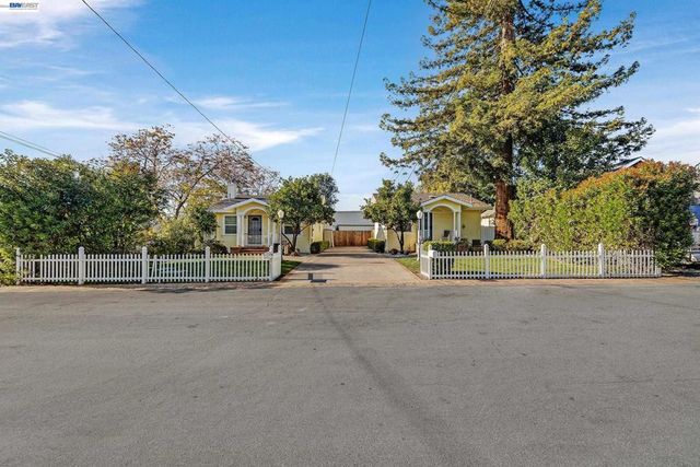 337 I St, Fremont, CA 94536