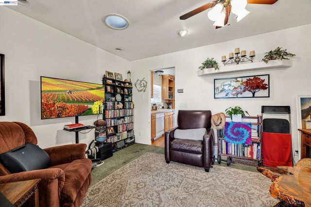 337 I St, Fremont, CA 94536