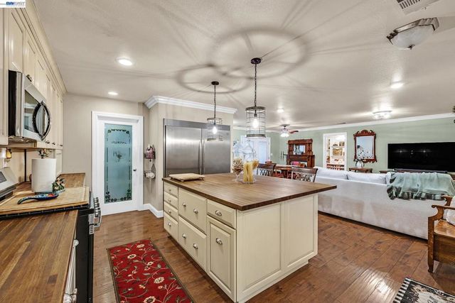337 I St, Fremont, CA 94536