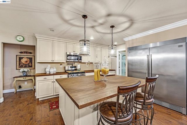 337 I St, Fremont, CA 94536