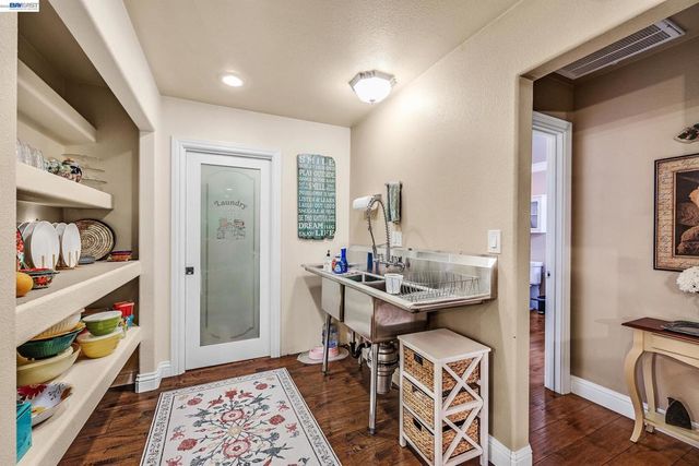 337 I St, Fremont, CA 94536