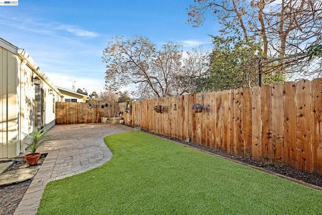 337 I St, Fremont, CA 94536