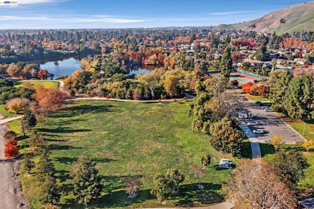337 I St, Fremont, CA 94536